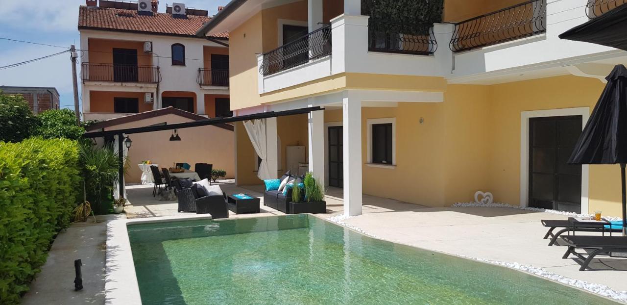 Apartmens Alenka Rovinj Exteriör bild