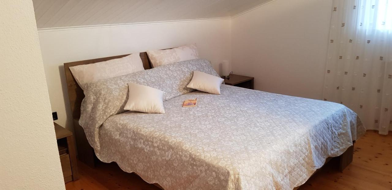 Apartmens Alenka Rovinj Exteriör bild
